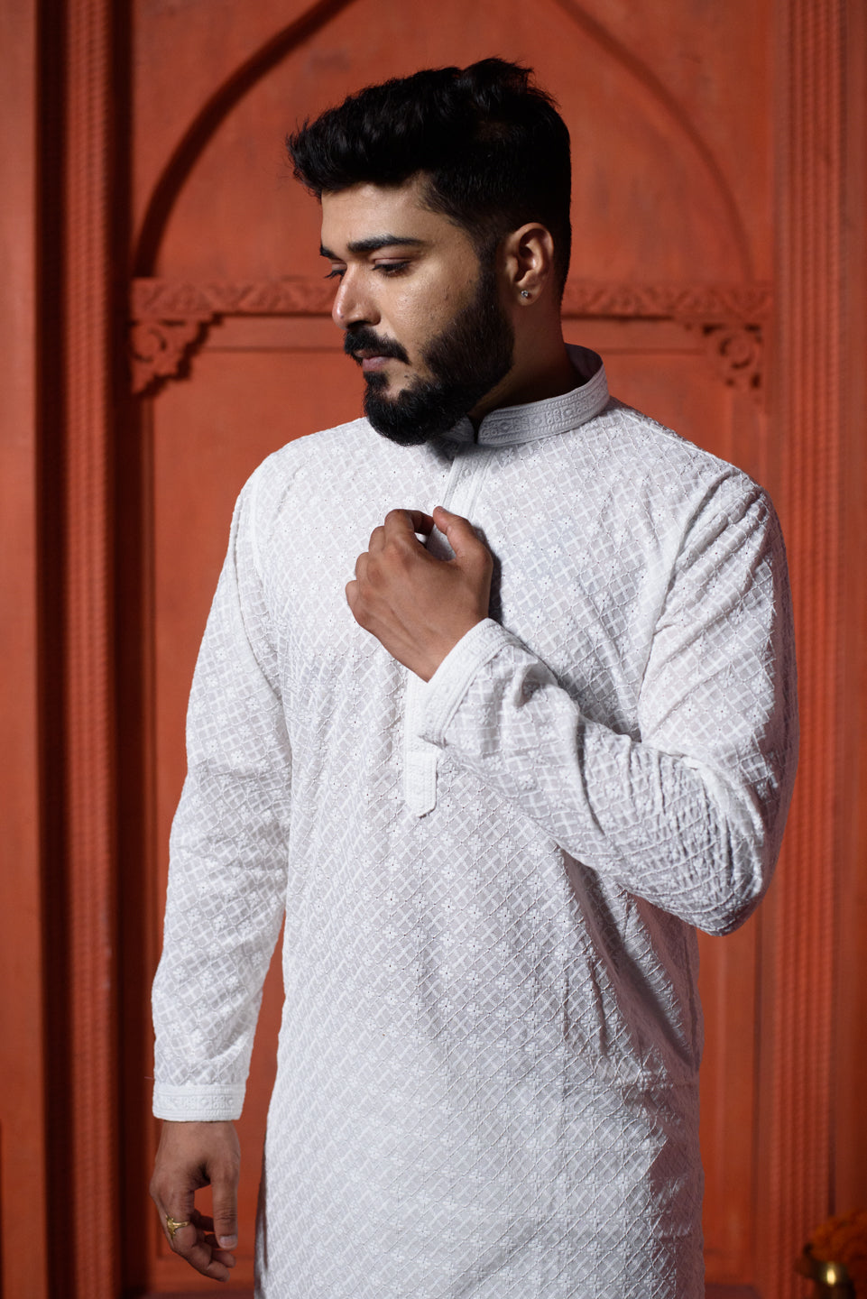 Shwet Megh | White Cotton | Elegance Men's Lakhnavi Chikankari | Mandarin Collar Kurta