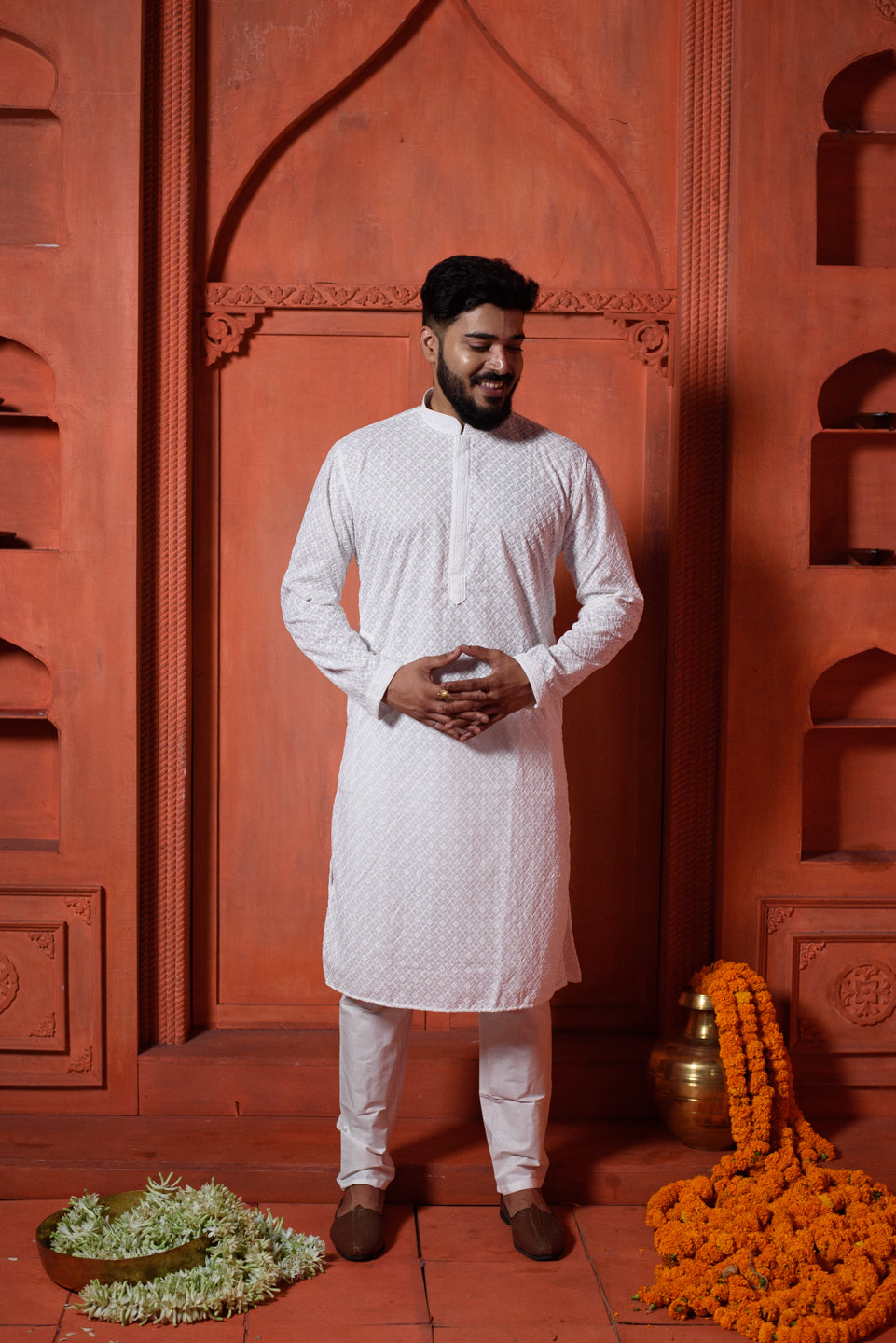 Shwet Megh | White Cotton | Elegance Men's Lakhnavi Chikankari | Mandarin Collar Kurta